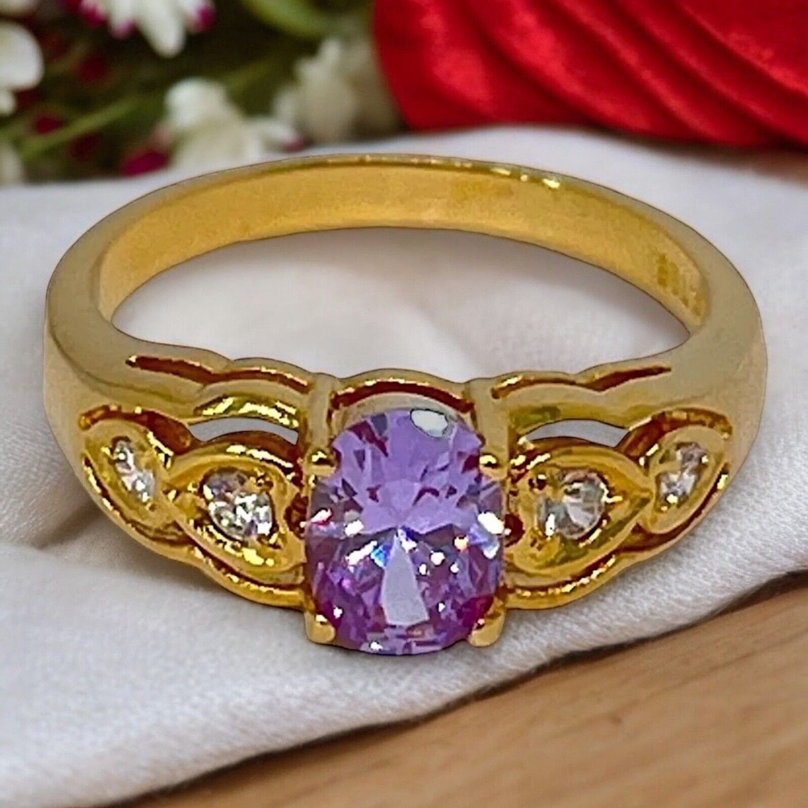 Vintage 1980s Ring Size 4 Lavender CZ Prong Set Gold Plated Band – 14J