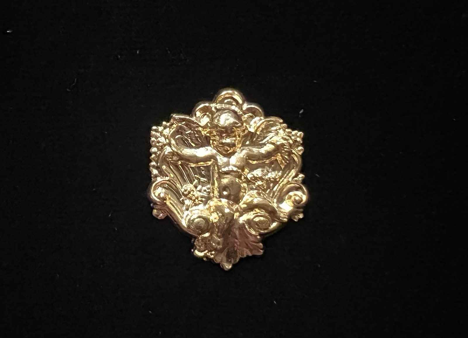Vintage Cherub 22K Gold Plated Brass Stamping for Jewelry Making/Decoration NOS