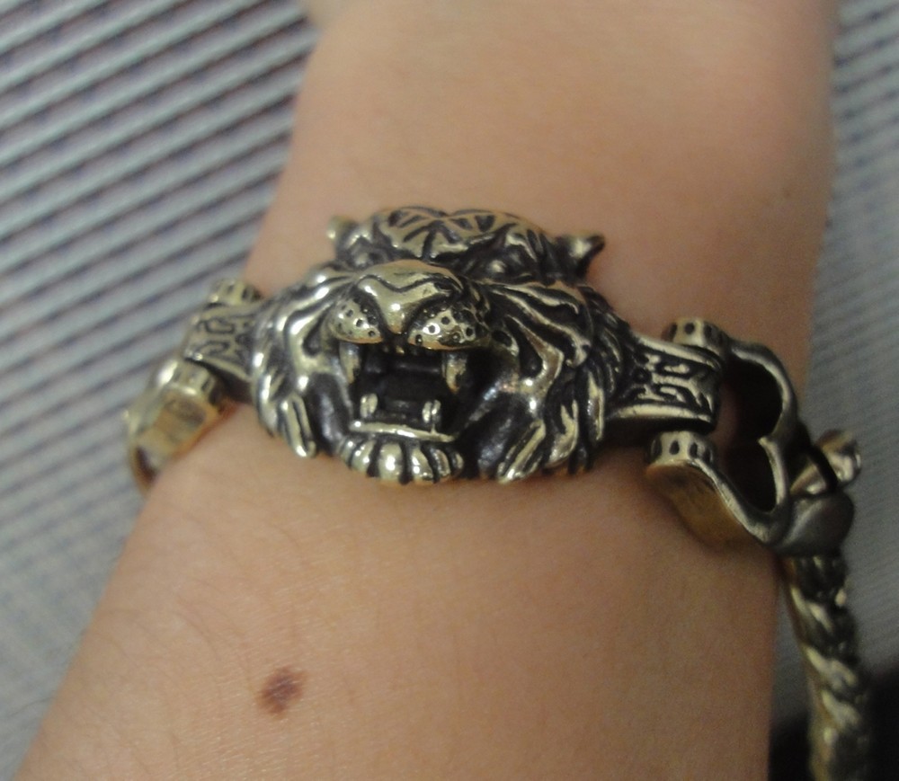 Solid Brass Cool Tiger Head Statue Vintage Style Men Bracelet with Gift Box