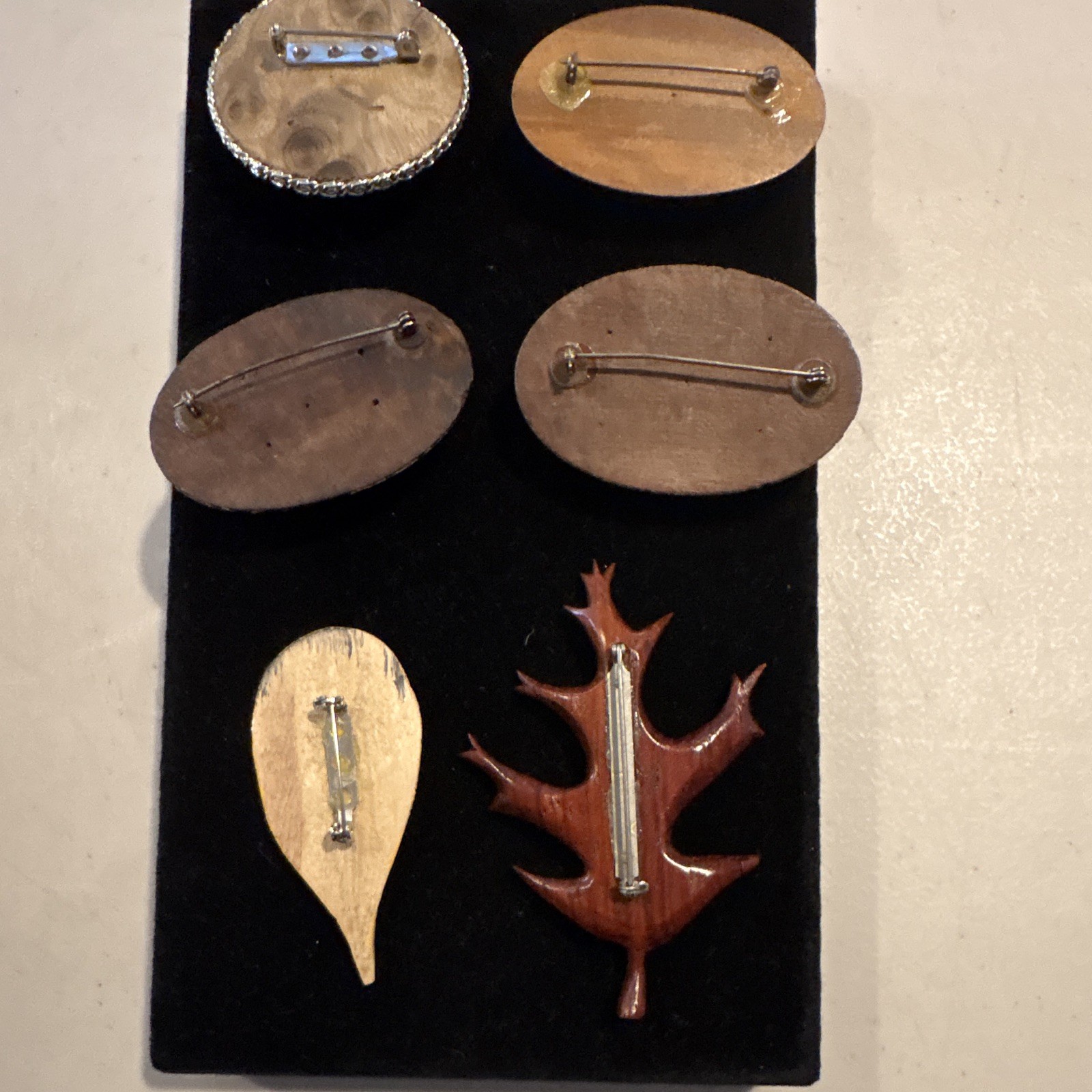 Lot of 6 Vintage Wood Nature Brooch Pins Multicolor Oval No Stone Unisex Adults