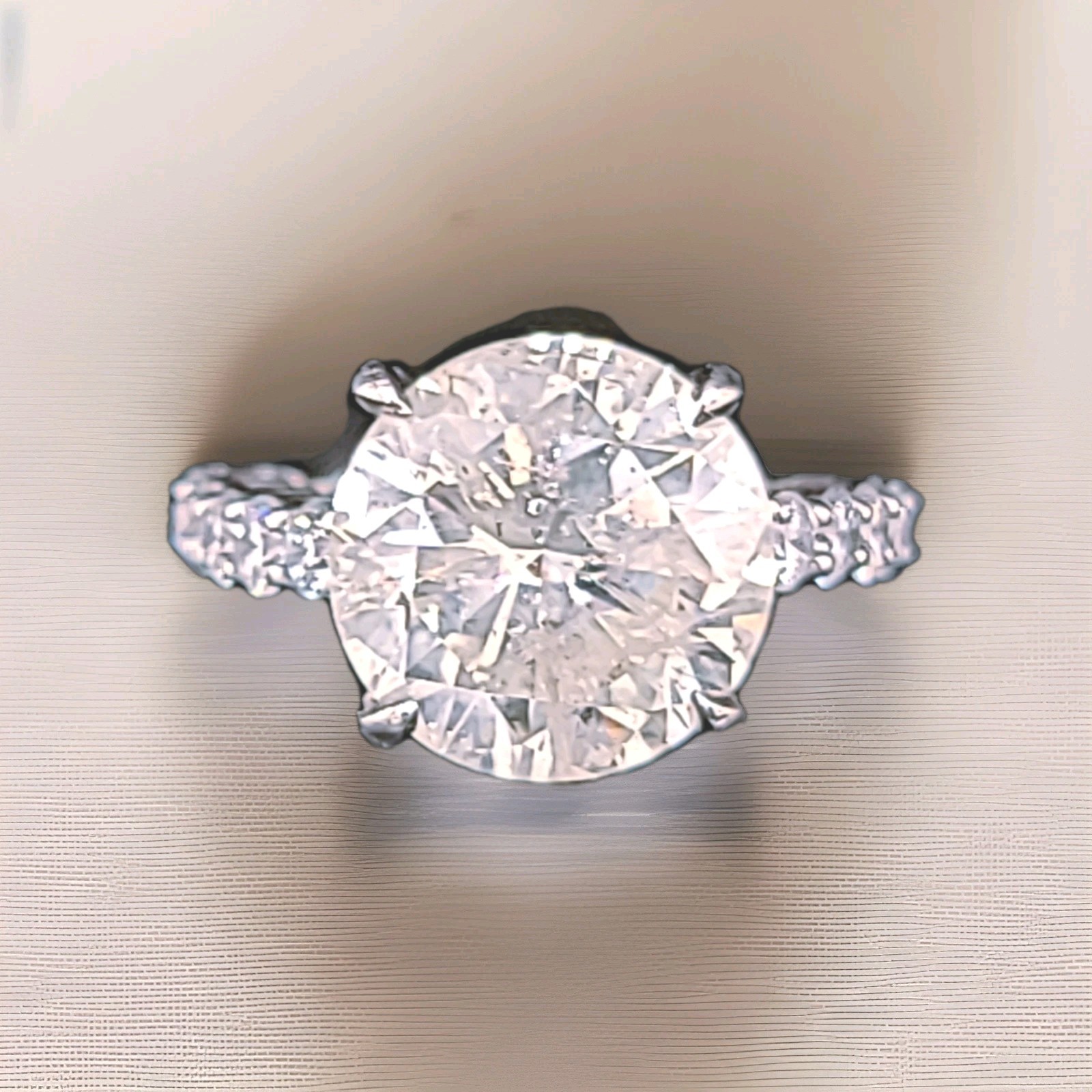 Vintage Platinum Engagement Ring 9.65CT. Natural Diamond Round Shape AGI Cert