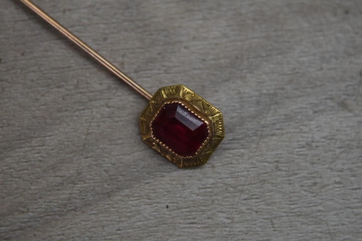 Vintage 10K Yellow Gold Red Pink Stone Stick Pin Hat Pin 1.28g Victorian Antique