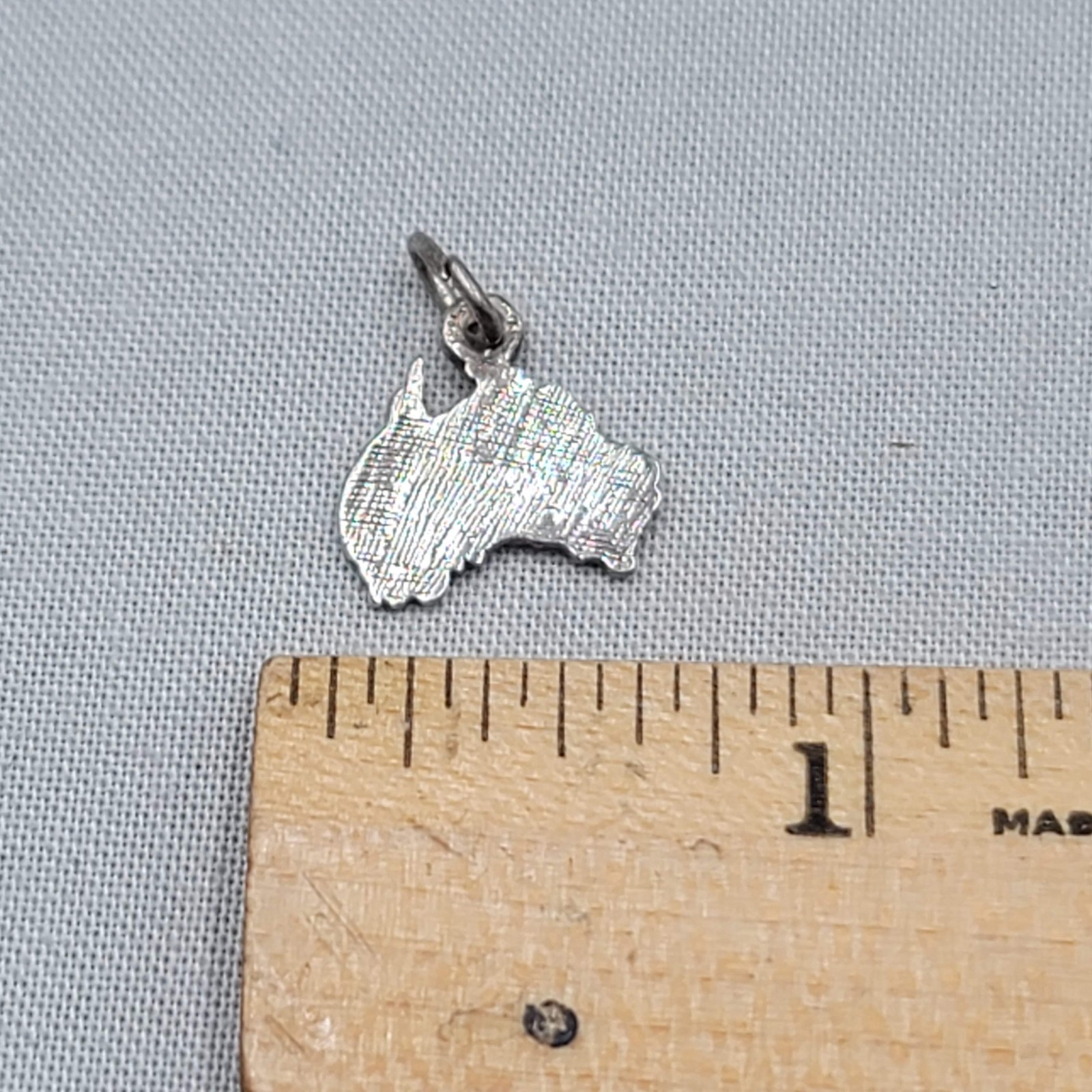 Vintage Sterling Silver Charm Australia Souvenir 1/2″