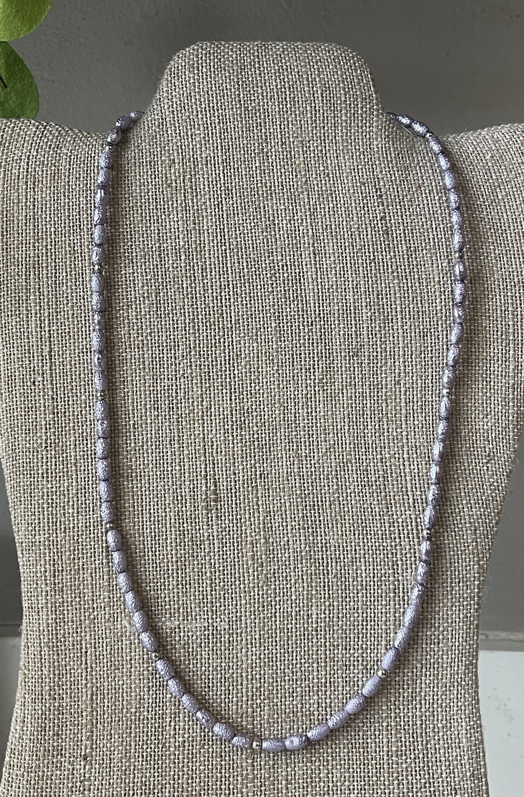 Fab 1950s Lavender Freshwater Pearls Necklace Orate Magnetic Clasp Japan VTG