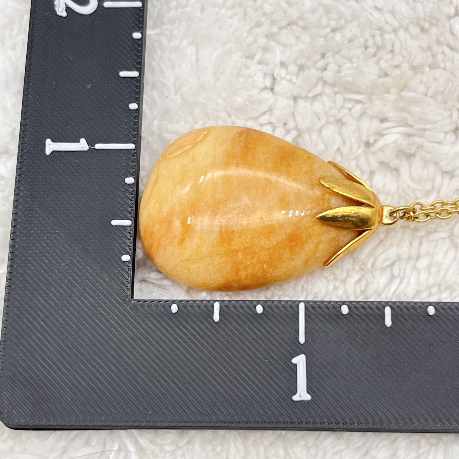 Vintage Honey Agate Necklace Teardrop PendantGold Tone Leaf Cap 28″