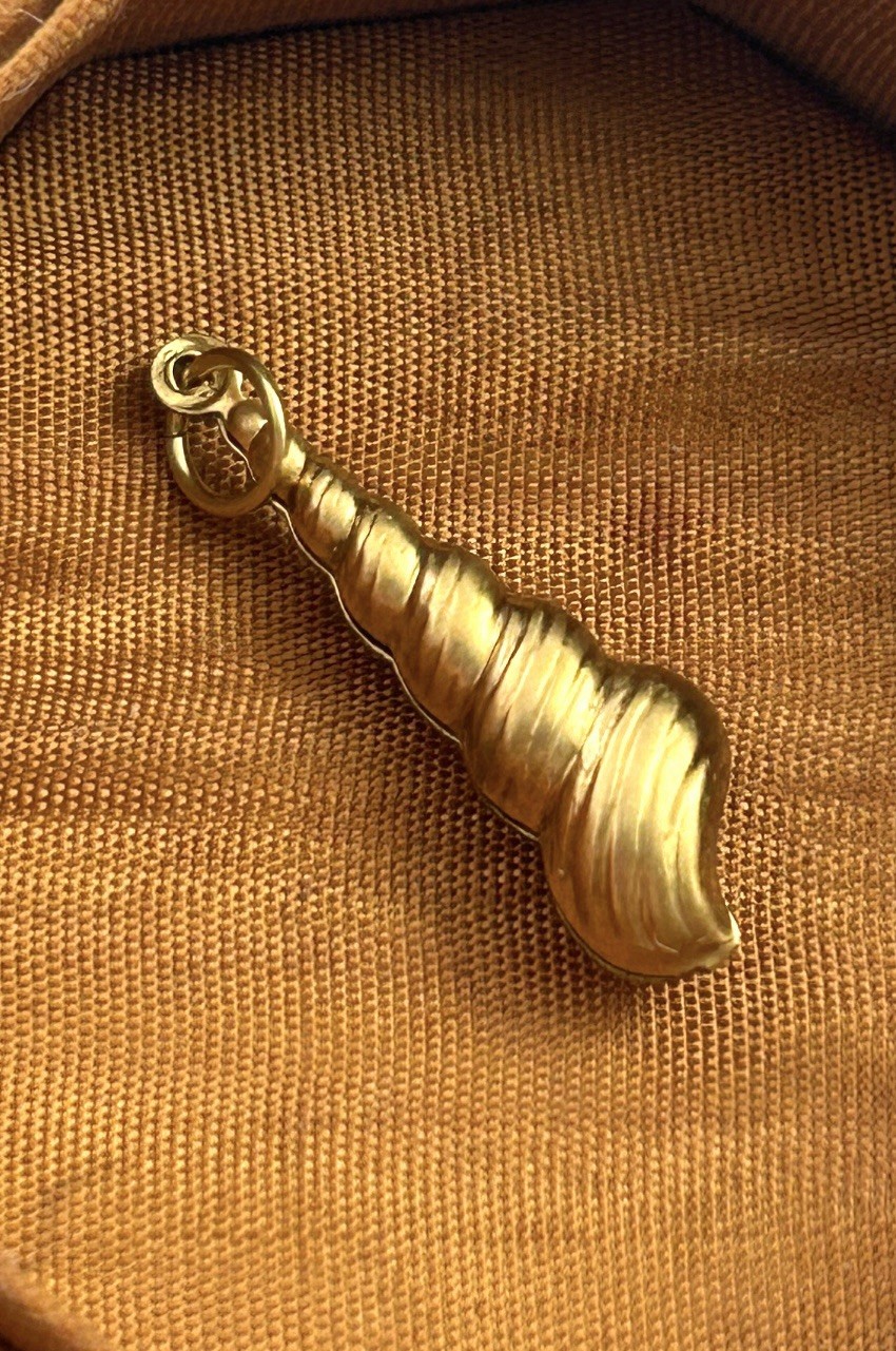 Vintage Brass Spiral Seashell Charm Puffy Shell Nautical Beach Pendant