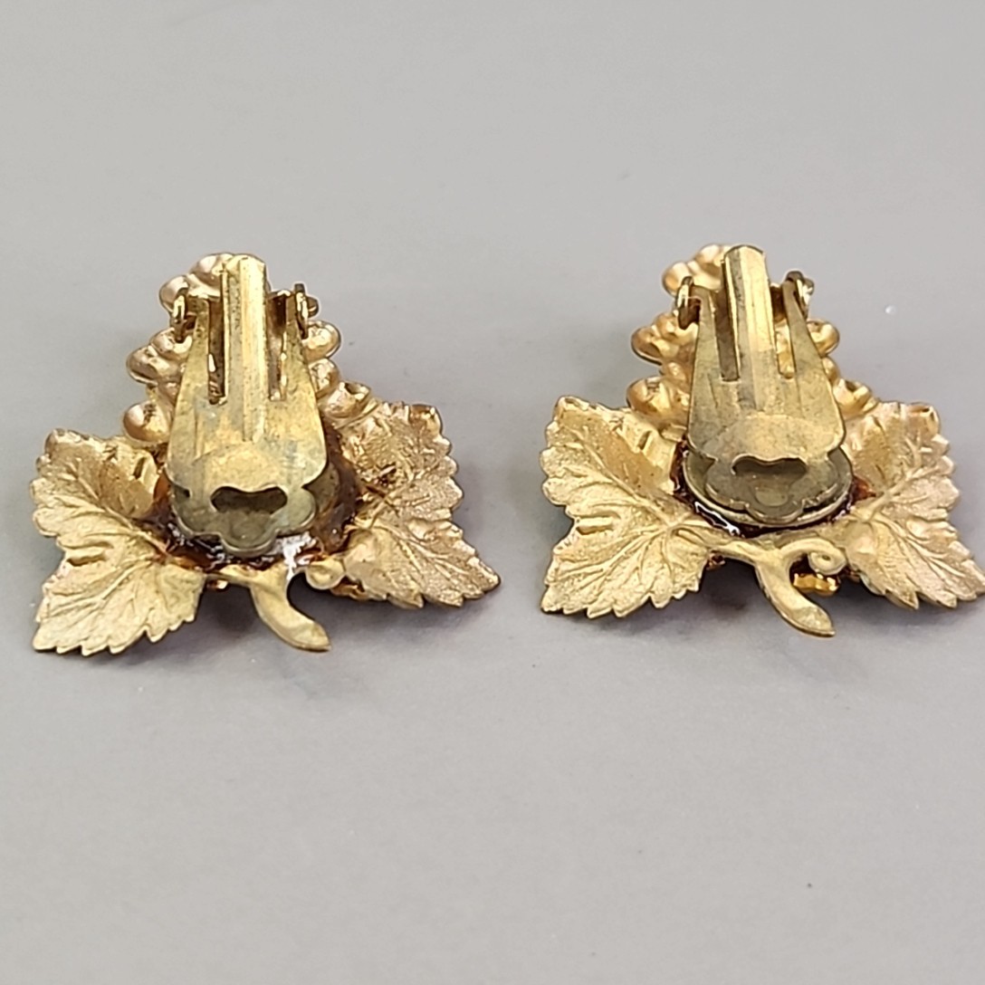 Vintage Artisan Pendant Clip Earrings Set Seed Pearl Grapes AB Repurposed