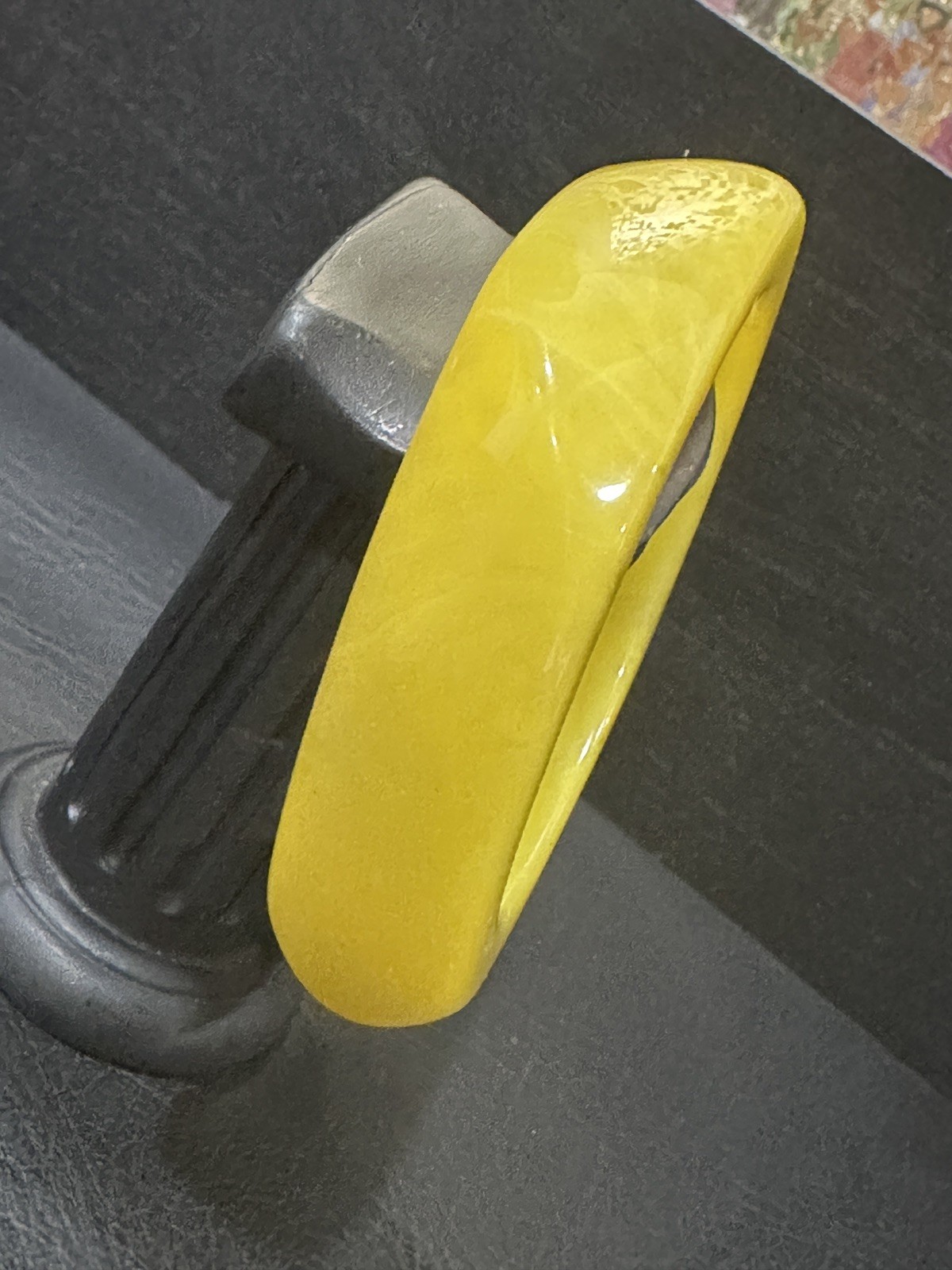 Marbled Yellow Acrylic Lucite Square Shaped Bangle Bracelet Sz 8.25″