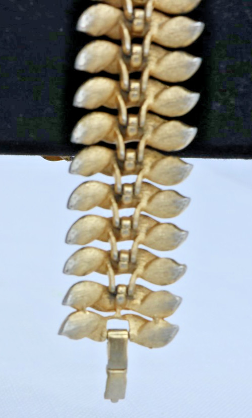 Vintage Gold Tone Leaf Rhinestone Bracelet Craft Repair Restoration