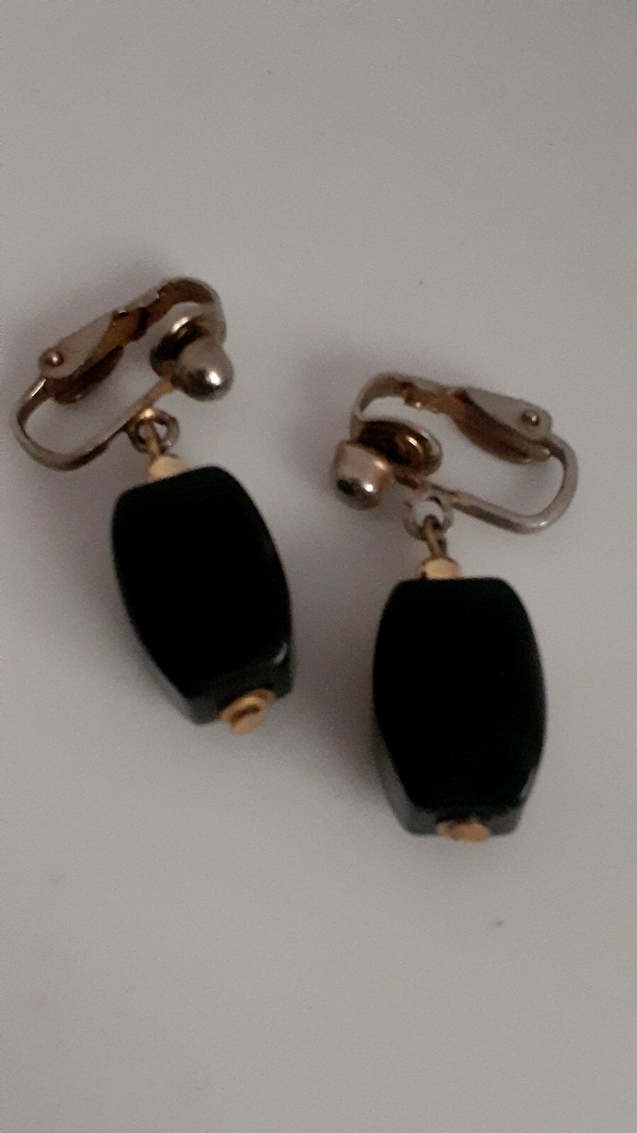 Vintage Black Lucite Rectangle Dangle/drop Clip On Earrings Gold tone