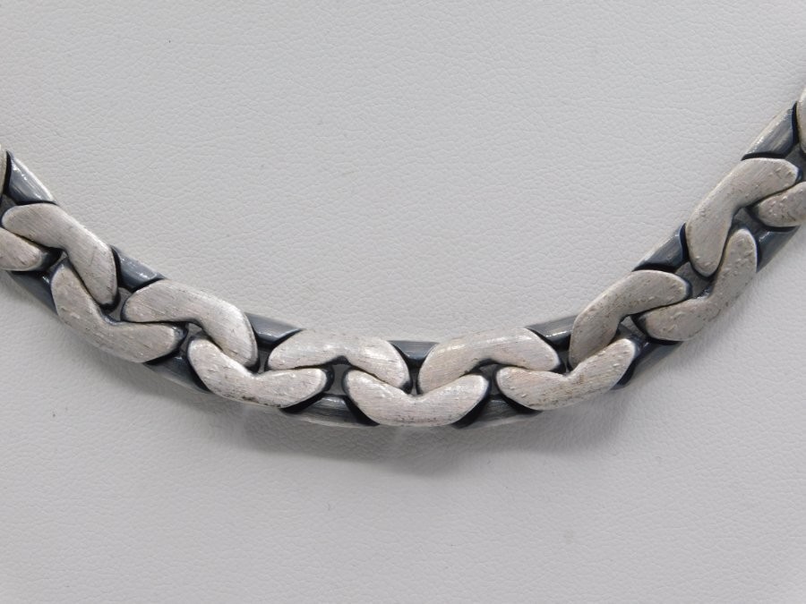 J191-VINTAGE NECKLACE~STAINLESS STEEL~FLAT CHAIN~BICO~AUSTRALIA~22″ LONG