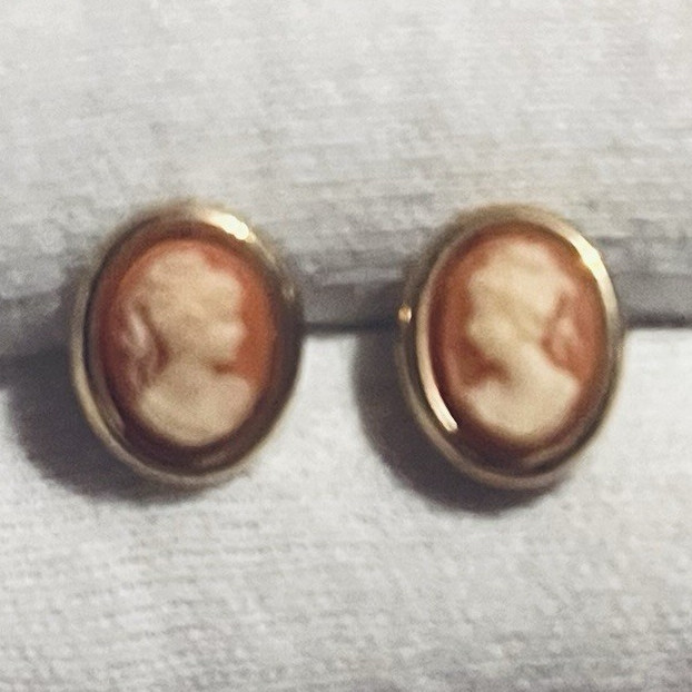 Vintage Cameo Portrait Oval Stud Earrings, Yellow Gold