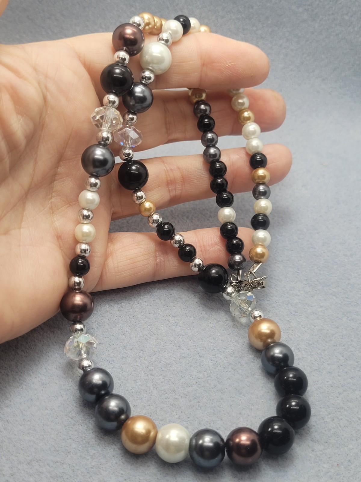 Multicolor Pearl Imitation Faseted Glass Beads Necklace 21in.