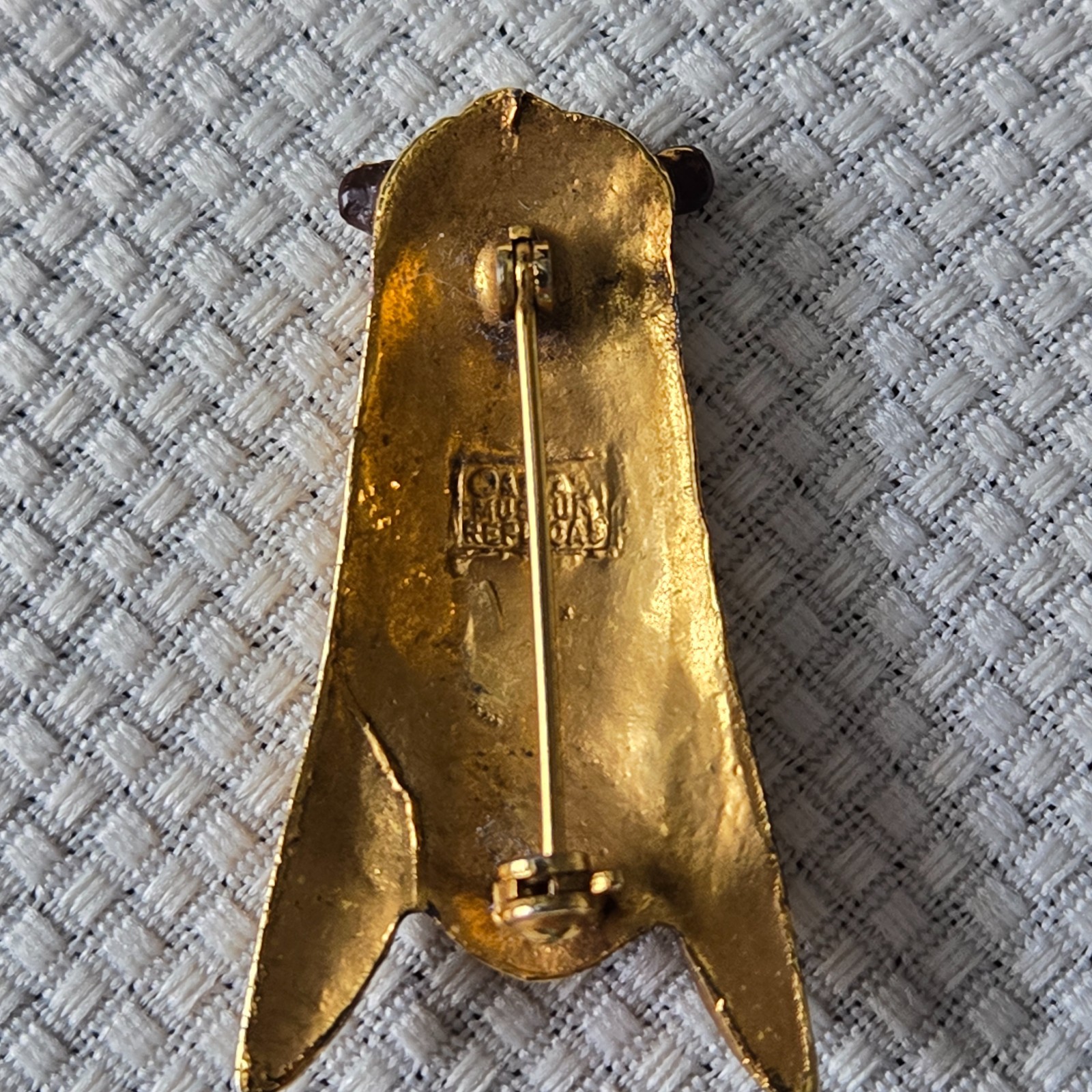 Vintage Alva Museum Replicas Gold‑Tone Hand Brooch Pin – Signed
