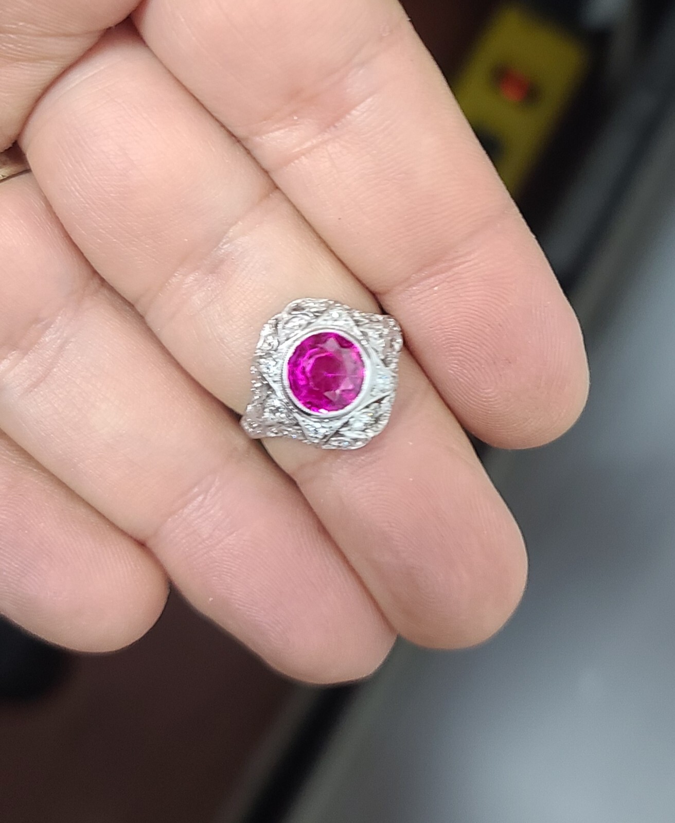 Vintage 14k White Gold Engagement Ring 2.92CT. Gem Pink Sapphire Round Cut