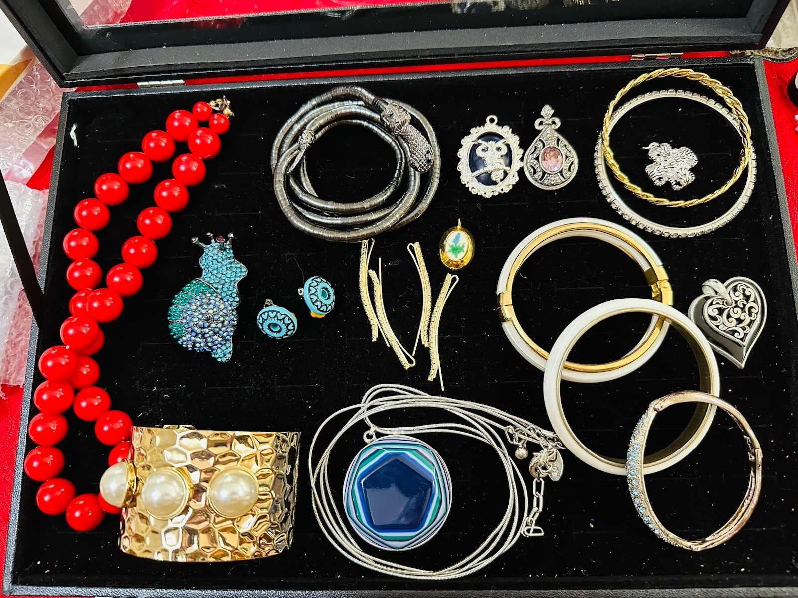 Vintage Estate Lot Of 17 Pieces Of Costume Jewelry Monet, Chico’s Plus