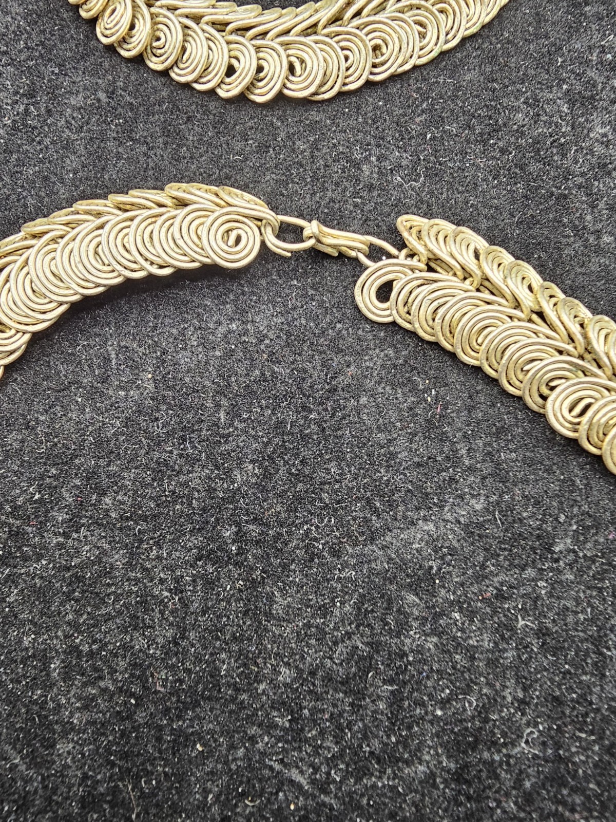 Vintage Woven Silver Tone Necklace and Bracelet Set Gorgeous Vintage Jewelry