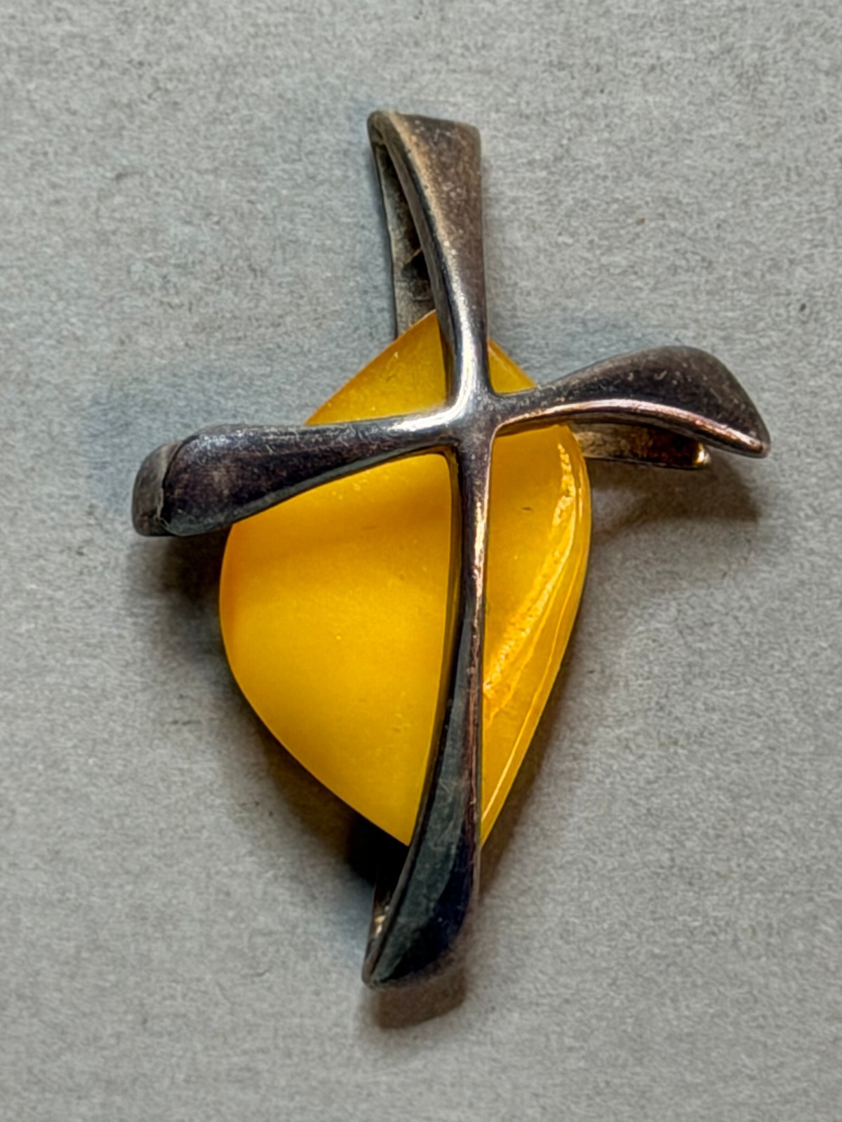 NATURAL OLD ANTIQUE BUTTERSCOTCH BALTIC AMBER PENDANT 5,2 gr SILVER 925 FRAME