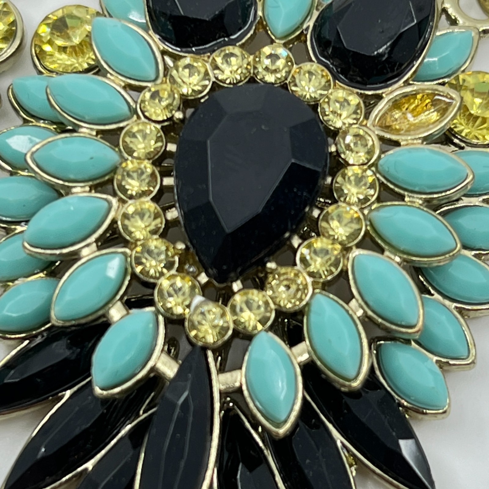 VTG Y2K Statement Necklace Gold Tone Turquoise Color Black Yellow Resin Cabochon