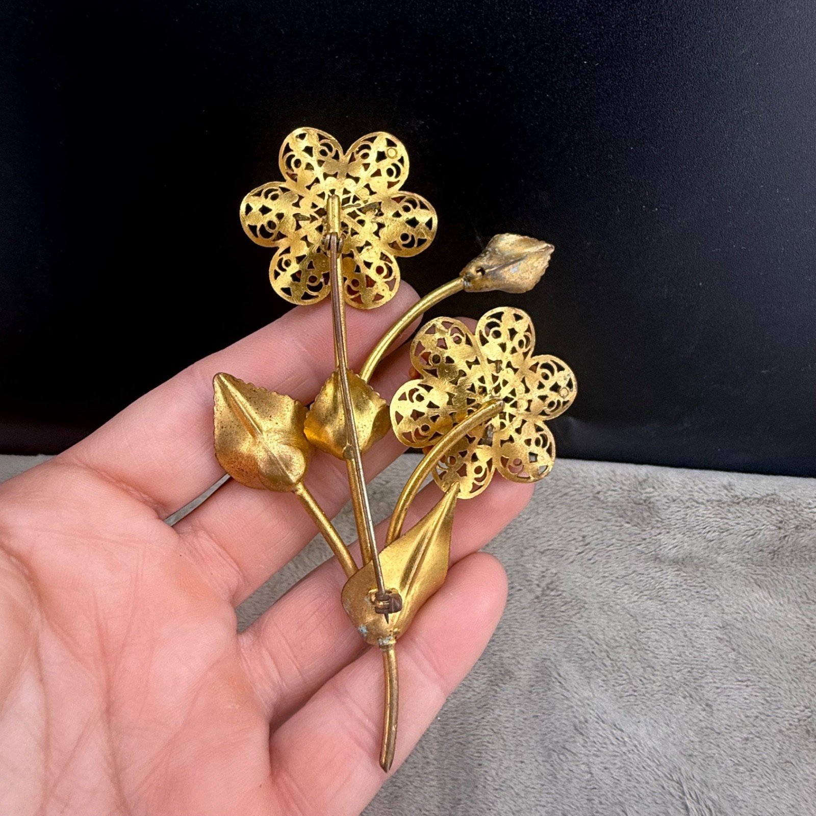 Vintage Flower Brooch Gold Tone Coral Haskell?