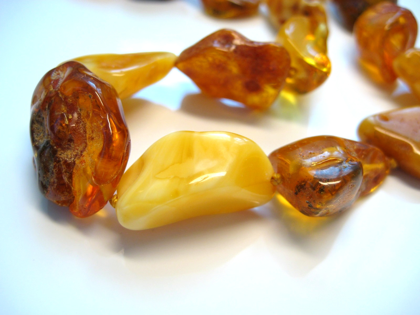 Genuine Massive Amber Beautiful Baltic Amber Necklace 20.5 inches !!!