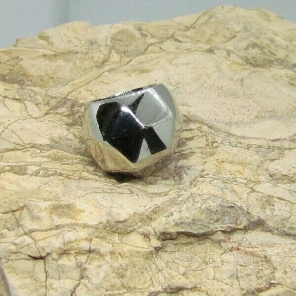 Ladies stainless steel ring no stone Silver Tone FAUCTED Chunky Thick RARE SZ 5
