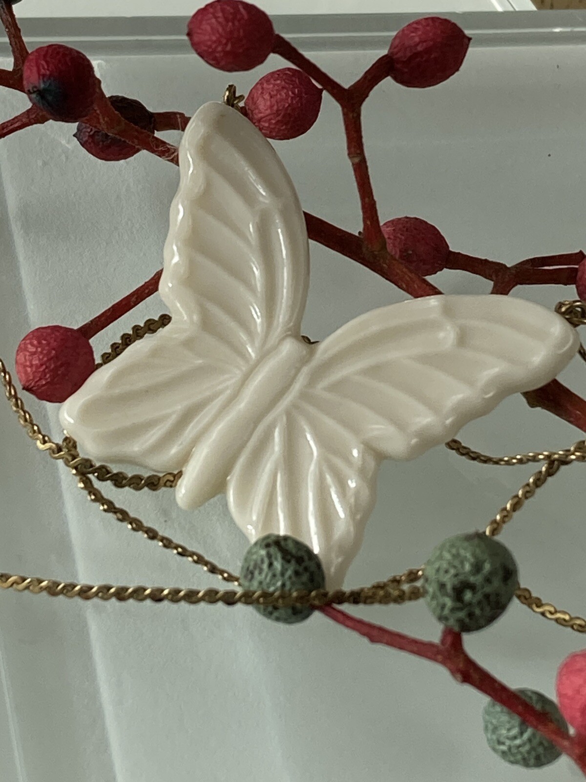 VTG 1/20th 12k Gold Filled Lenox Butterfly Pendant Serpentine Necklace 18.25″L
