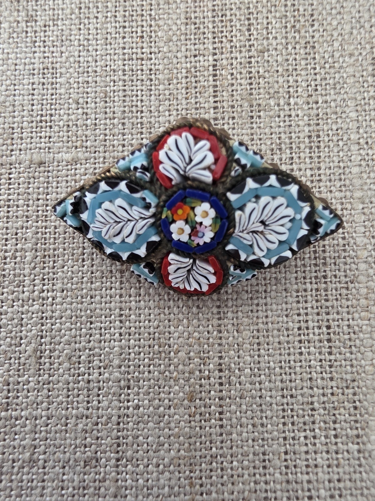Old Vintage Micro Mosaic Floral Pin Brooch Italy