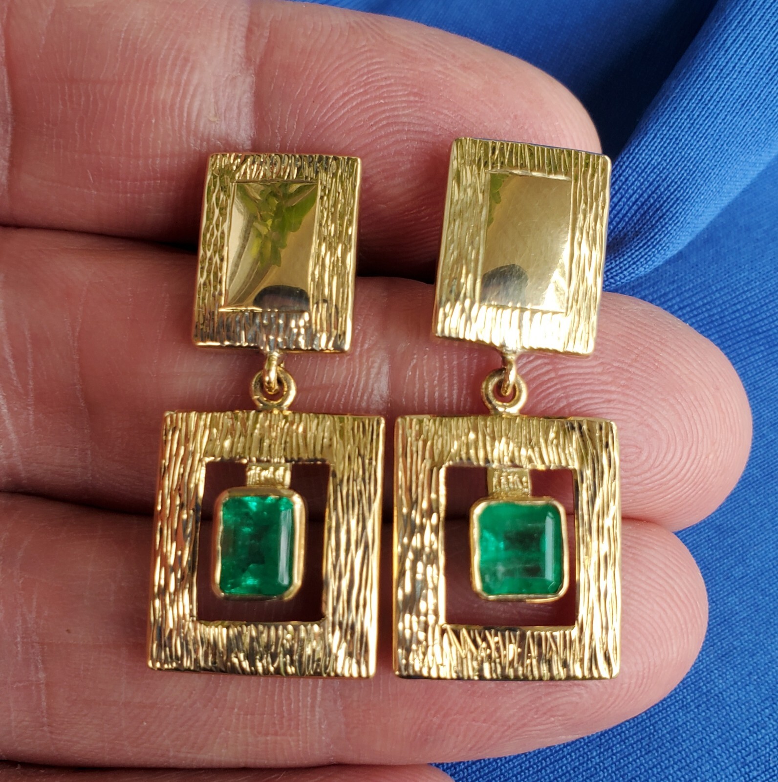 Original EARTH MINED EMERALD Deco Design Earrings Vintage Style Dangles 14K GOLD