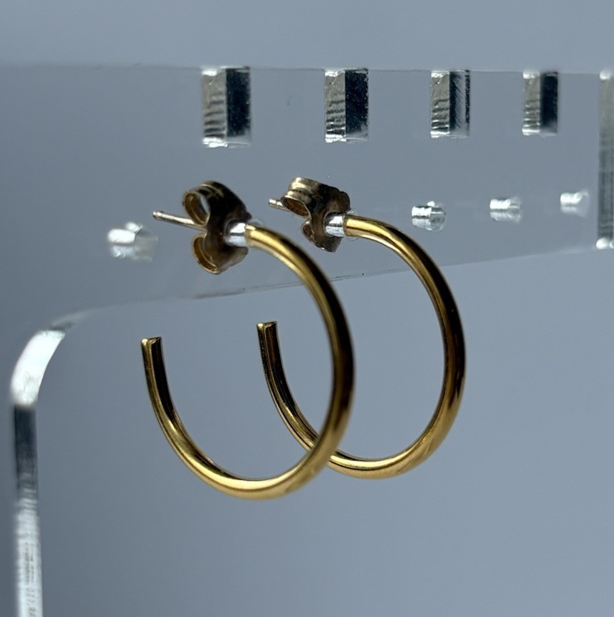 Vintage 1/20 12k Gold Filled G.F. Hoop Earrings 1.69 Grams 0.6 Inches Simple