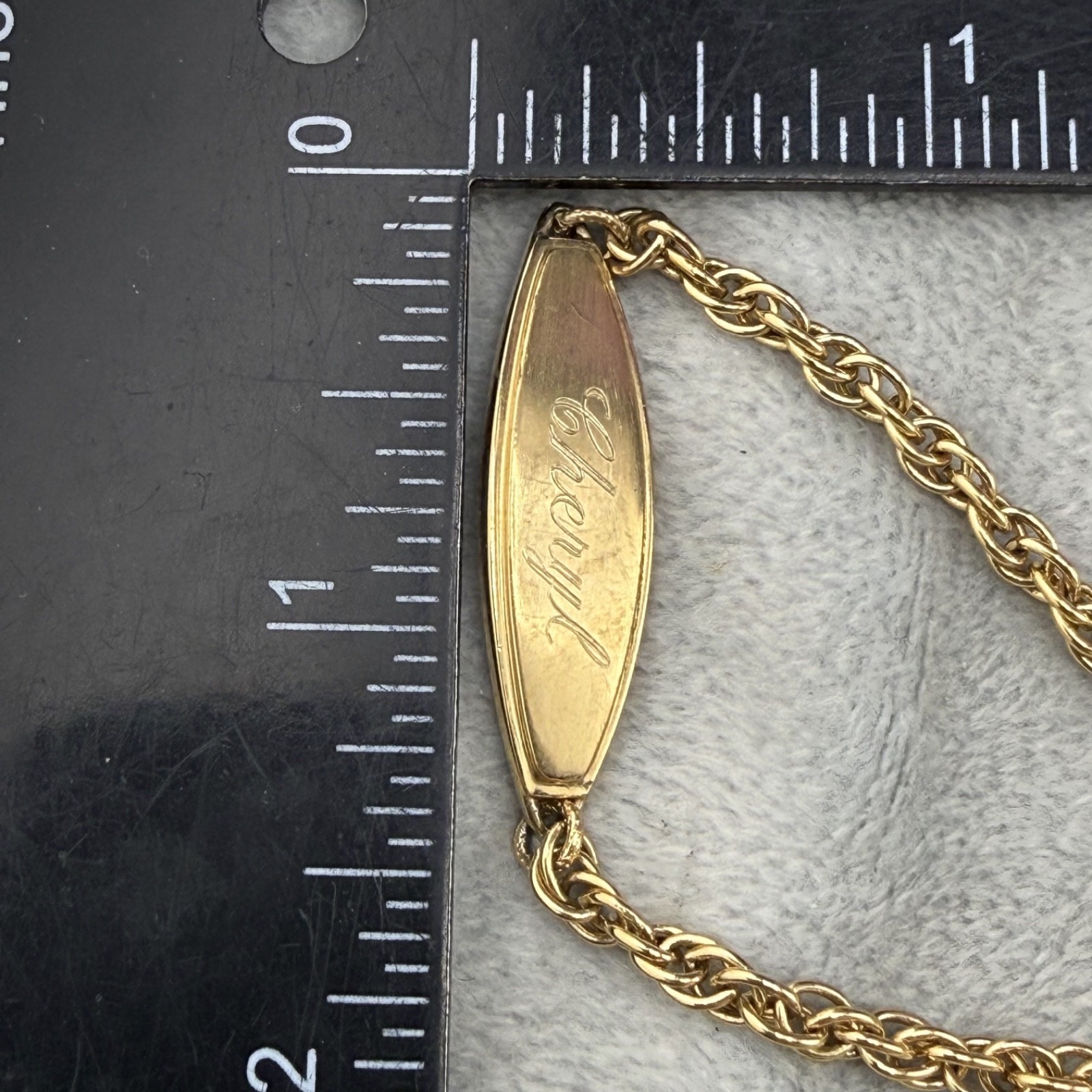 Vintage Speidel ID Bracelet Gold Tone Engraved “Cheryl” 6.5”
