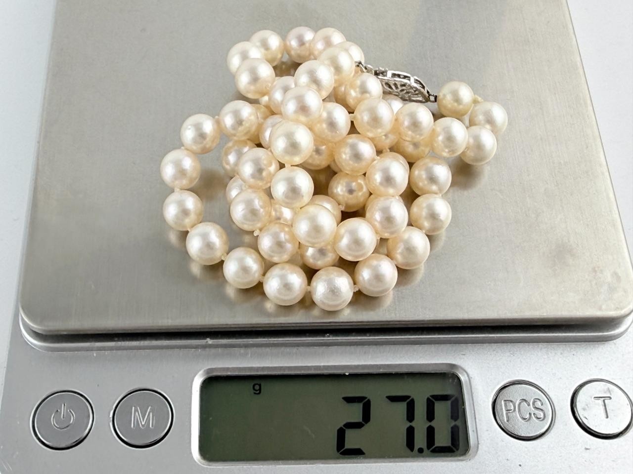 14k White Gold Hand Knotted 6.4mm Pearl Necklace 18.25 Inches 27 Gram Weight
