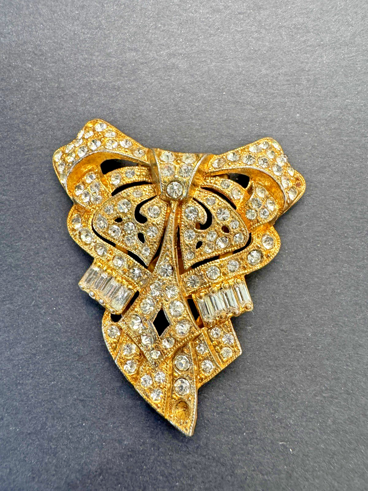 Vintage 1940s Unsigned Rhinestone Dress Clip, Art Deco Bow Fur Clip