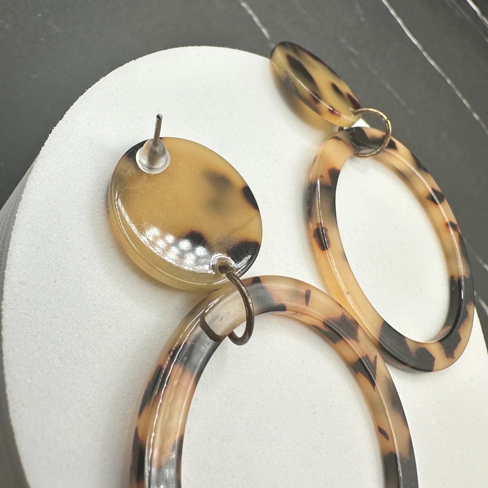 Vintage Tortoiseshell Drop Dangle Earrings Plastic Resin Acrylic Statement Brown