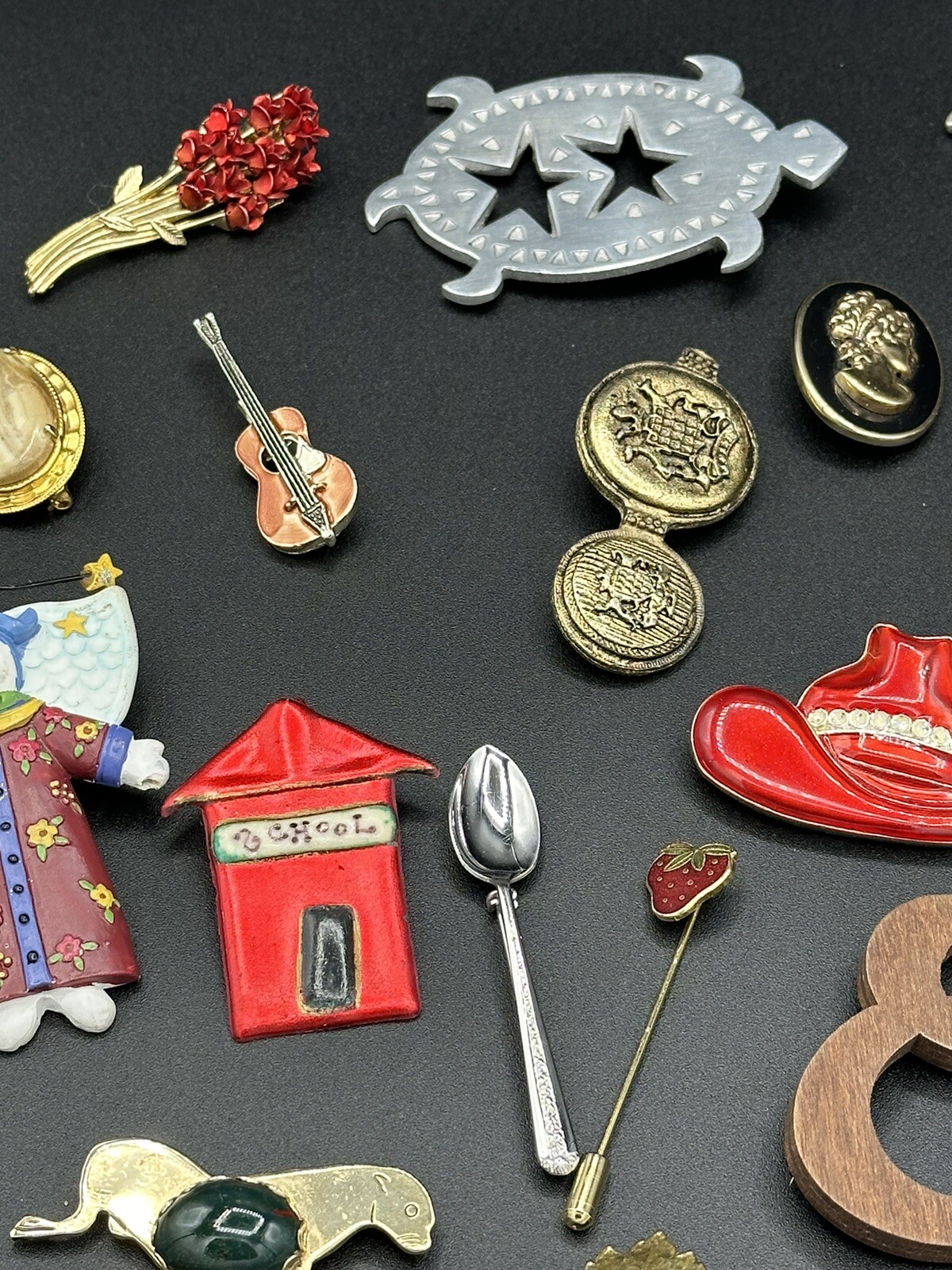 Vintage Lot of 27 Pins – Gold Tones & Silver Tones – Other- All Wearable