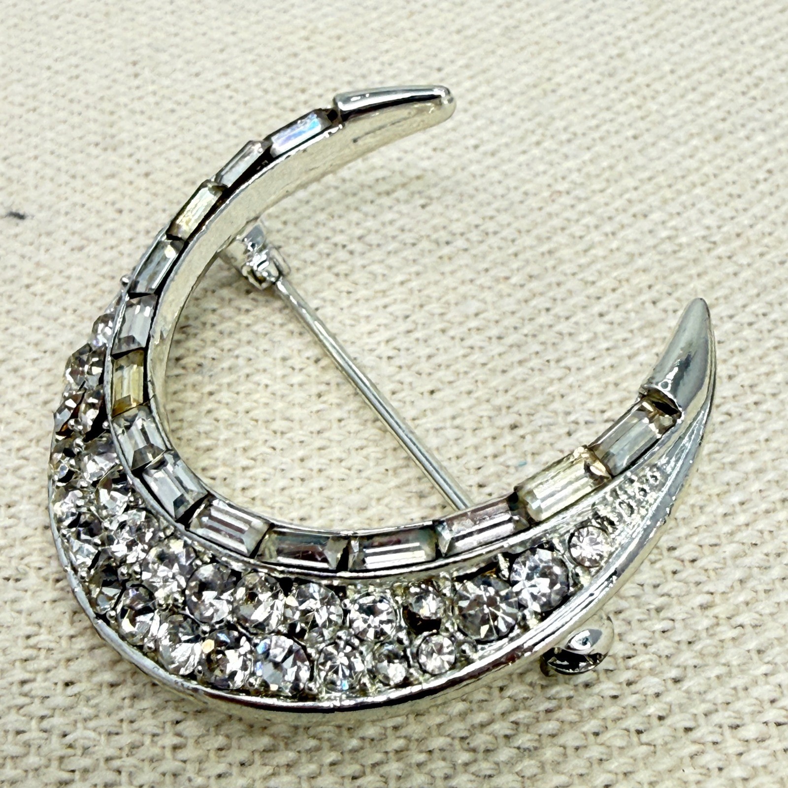 Lisner Vintage Crescent Moon Brooch Silver Tone Baguette Round Clear Rhinestone