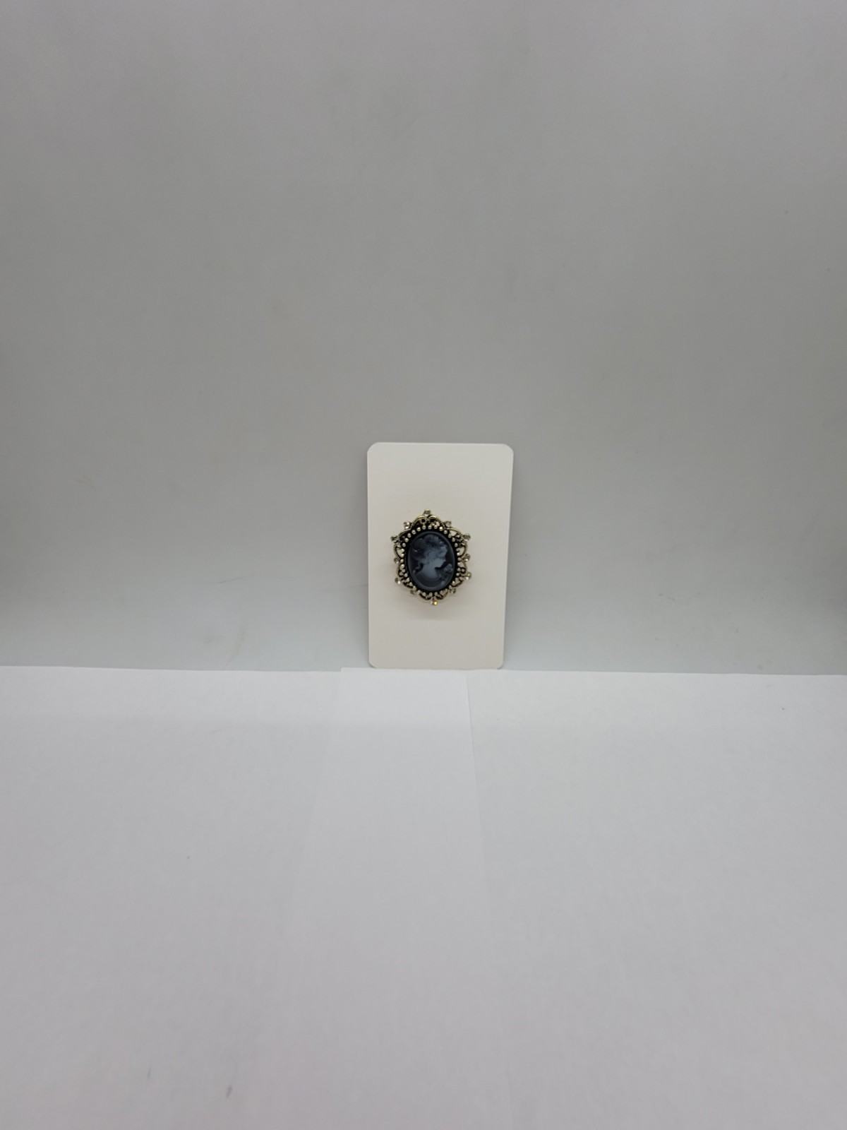 Vintage Victorian Style Cameo Brooch Pin Petite Black & Gray Rhinestone New