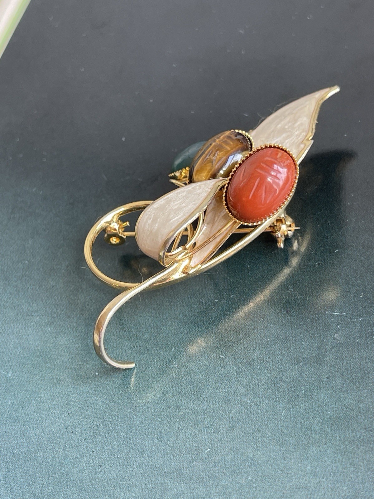 Vintage Scarab Leaf Brooch