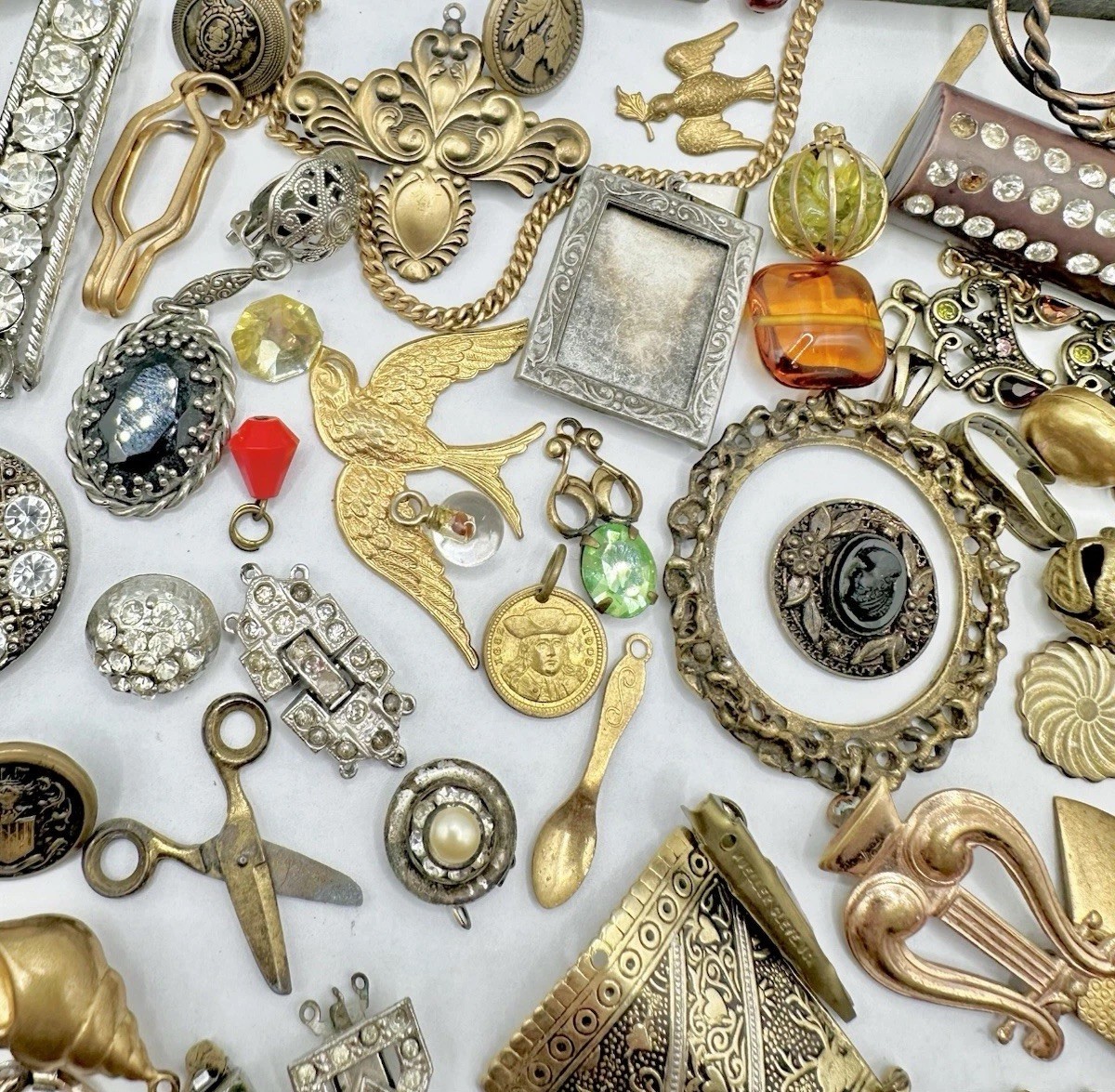 Antique VTG Harvest Jewelry Clasps Charms Brooch Pendants Buttons Repurpose Read