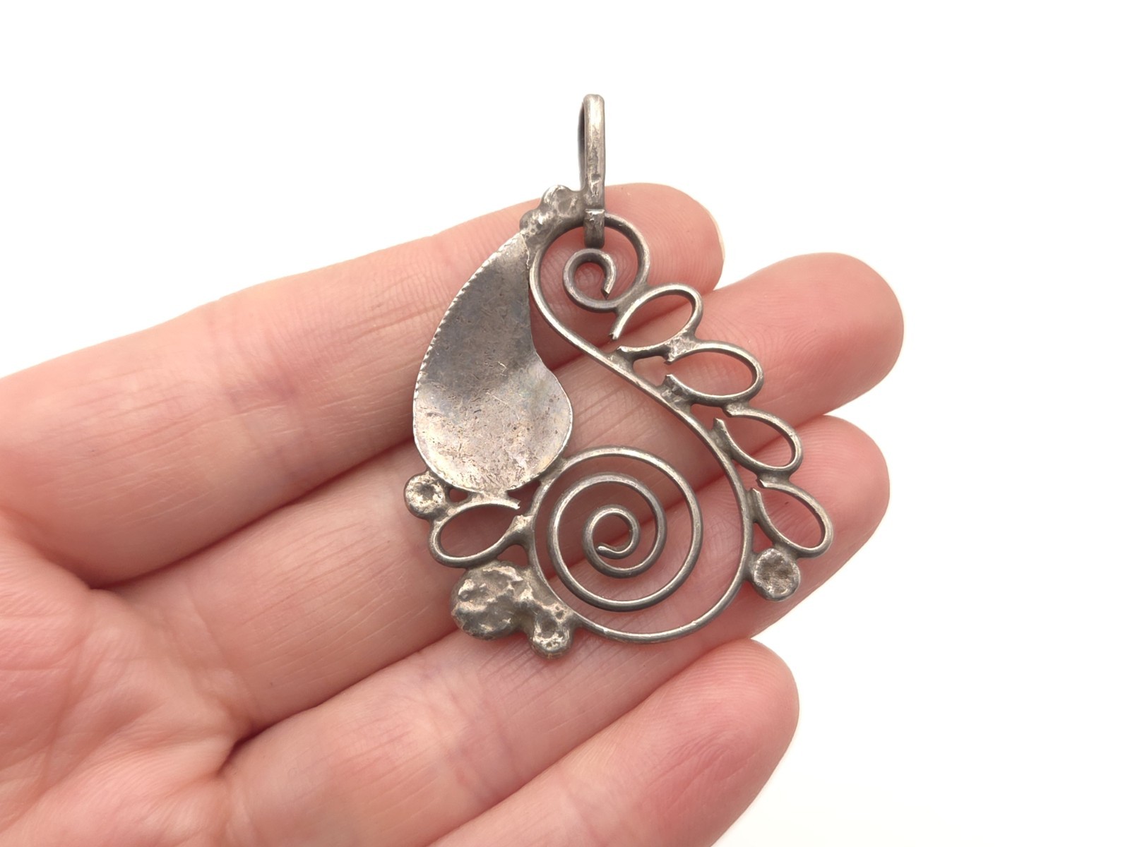 Vintage Sterling Silver Modernist Abstract Swirl Leaf Motif Pendant for Necklace