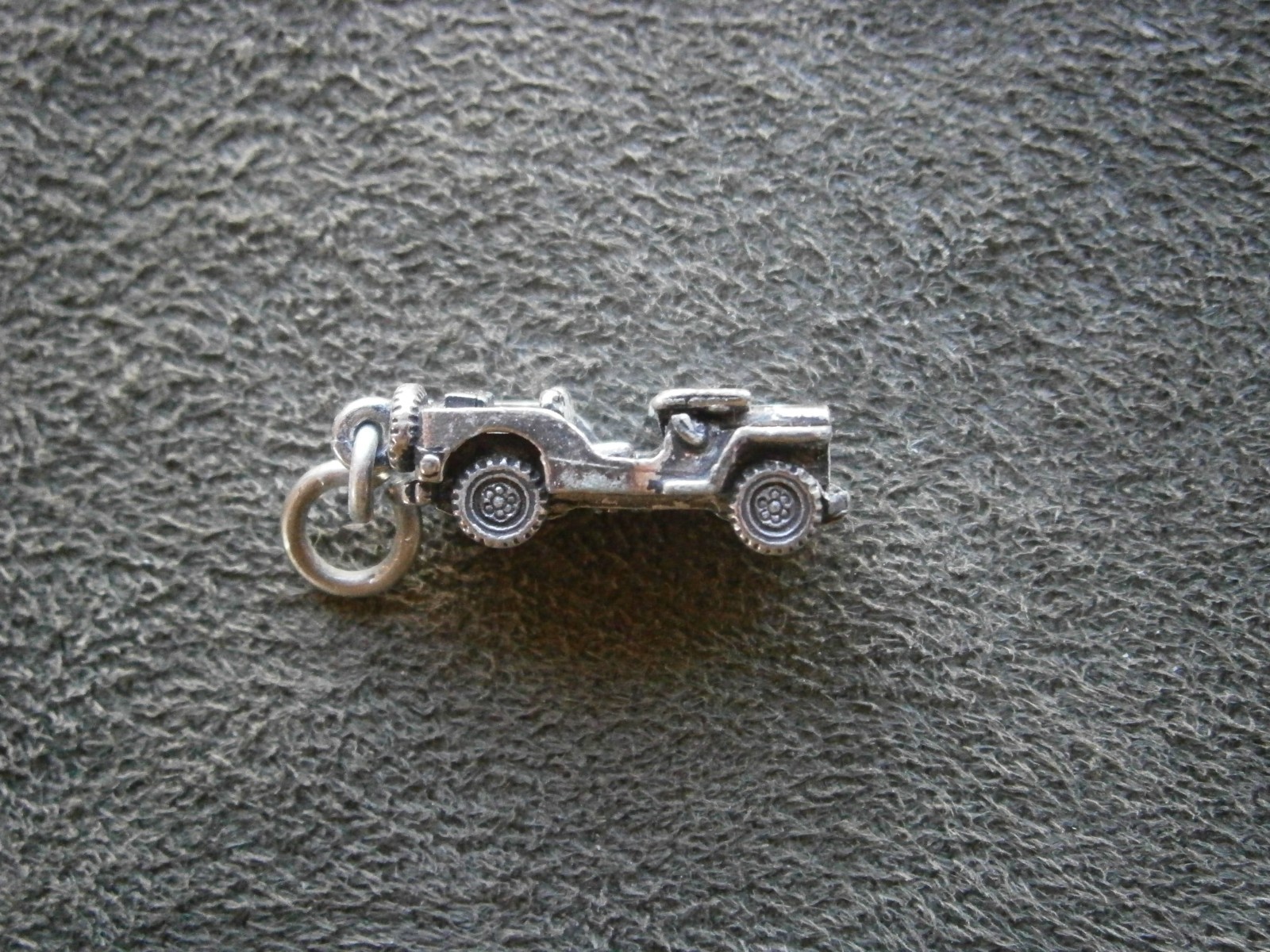 Crest Craft WWII Willys Jeep Vintage Silvertone Charm Pendant 3.1g