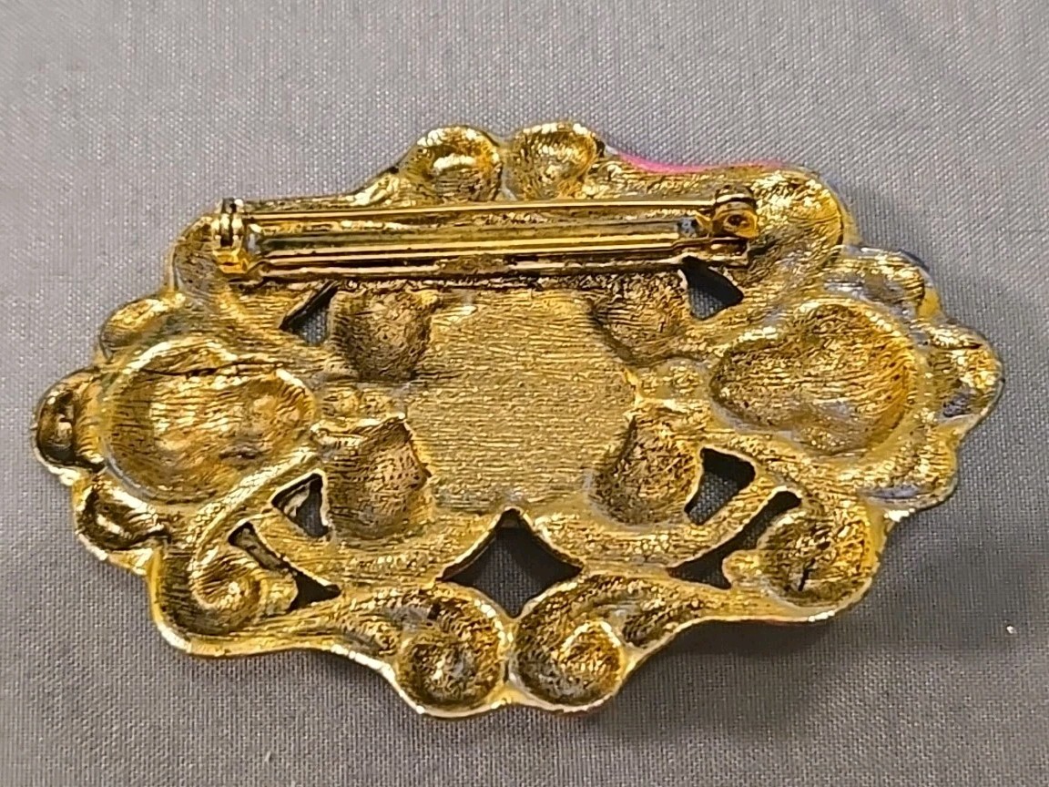 Art Nouveau Style Brooch Pin Cherub Faces Gold Tone and Faux Pearl