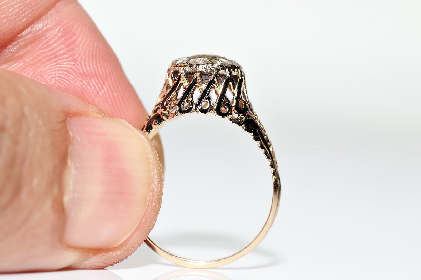 Antique Ottoman Circa 1900s 14k Gold Natural Rose Cut Diamond Enamel Ring