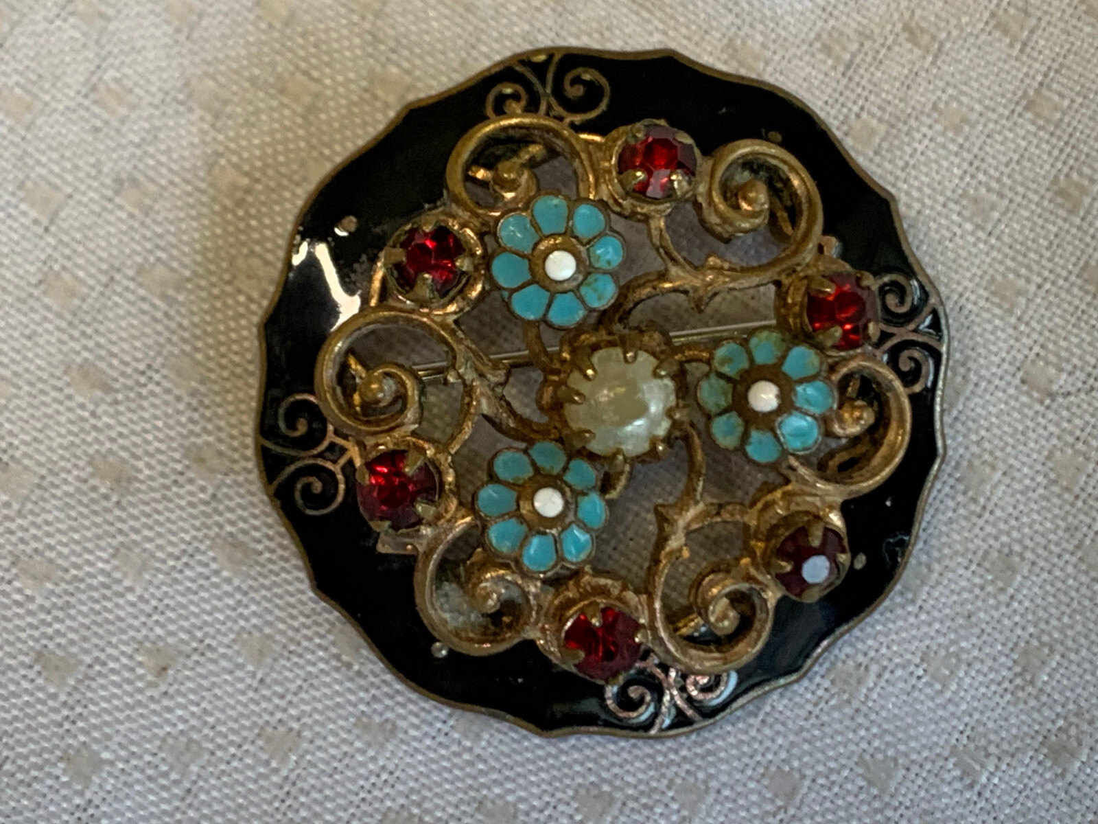 Vtg Enamel & Rhinestone Floral Brooch Fashion Jewelry Faux Pearl Round Pin