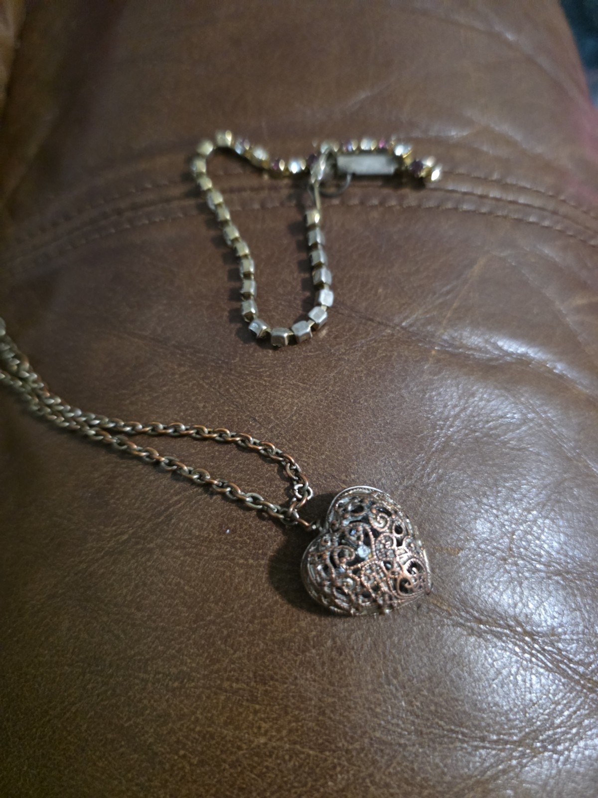 2 Bracelets Pre-owned One Amethyst Possible Other Antique Filigree Heart Locket