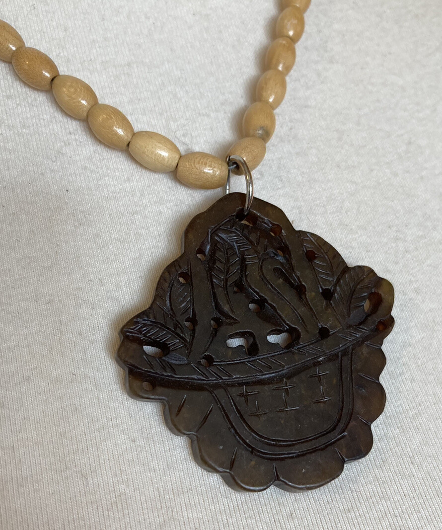 Vintage Chinese Carved Brown Jade Basket Design Pendant Necklace Wood Beads EUC