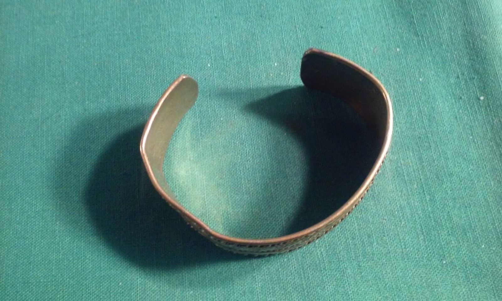 Retro 1970s Crafted Brass & Copper Chain-Like Adjustable Cuff Bracelet Gold-Tone