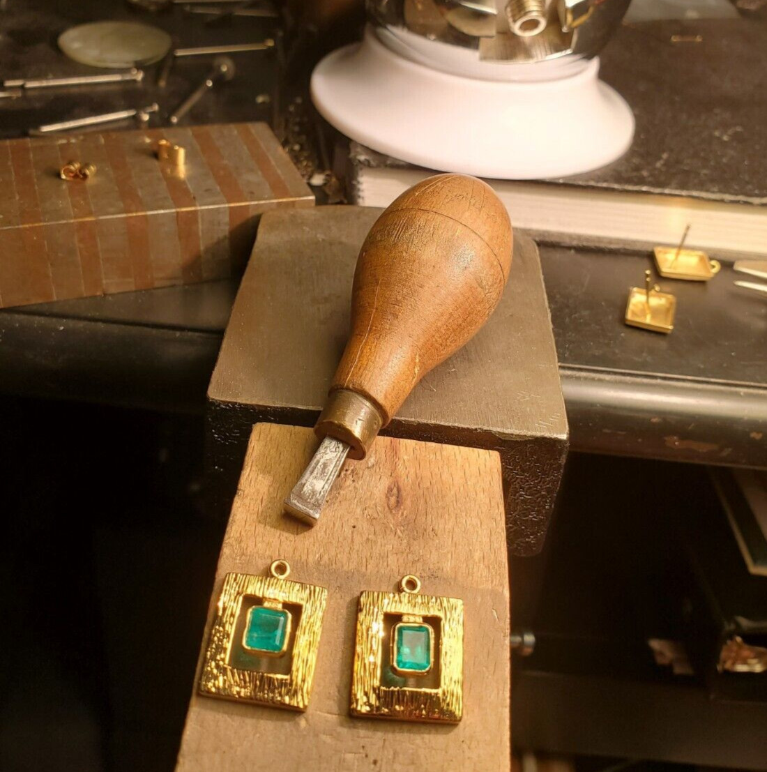 Original EARTH MINED EMERALD Deco Design Earrings Vintage Style Dangles 14K GOLD