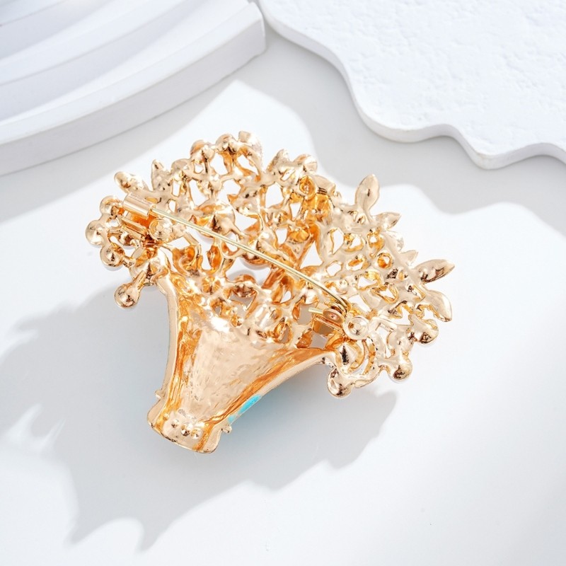 Elegant Crystals Bead Brooch Basket Designs Portable Zinc Alloy Accessory