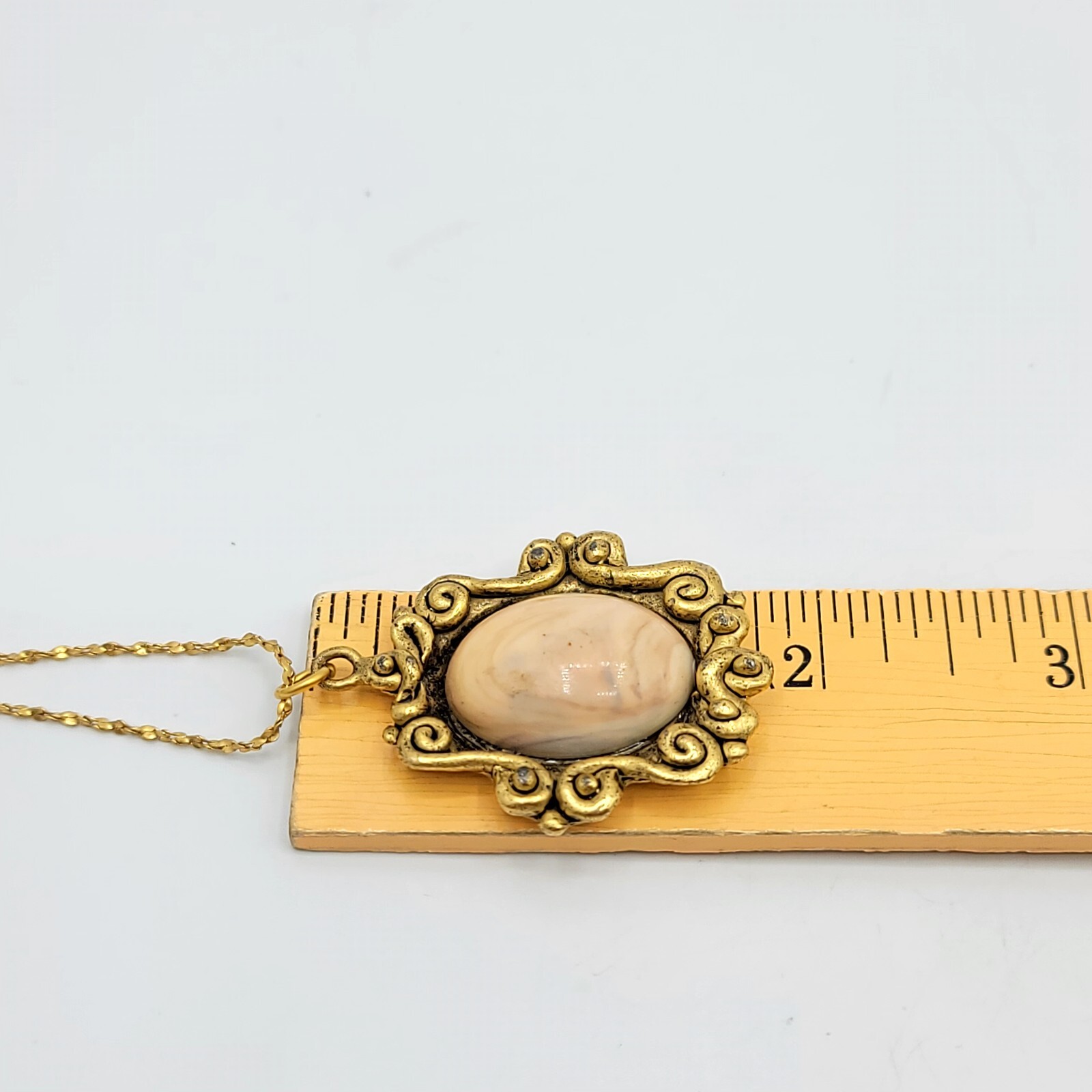Vtg Necklace Pendant Signed EH Scrolls Designer Gold Plated Fashion Jewelry